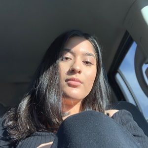 Meet your Posher, Karina